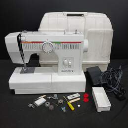 Euro-Pro White Sewing Machine In Case Model EP382