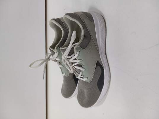 Women's Gray Sneakers Size 9 image number 3