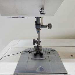 Singer Sewing Machine Model 5830C W/ Foot Pedal For Parts/Repair alternative image