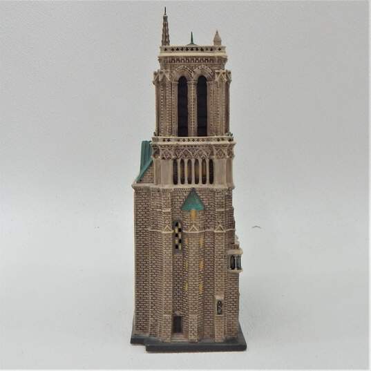 Dept 56 Notre Dame Cathedral Paris Churches of The World IOB image number 3