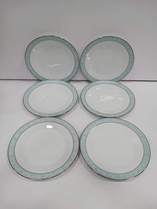 Set of Six Noritake Lamita Dinner Plates image number 2