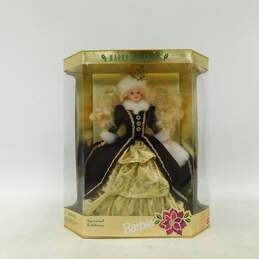VTG 1996 Mattel Happy Holidays Barbie Special Edition Collector Doll IOB