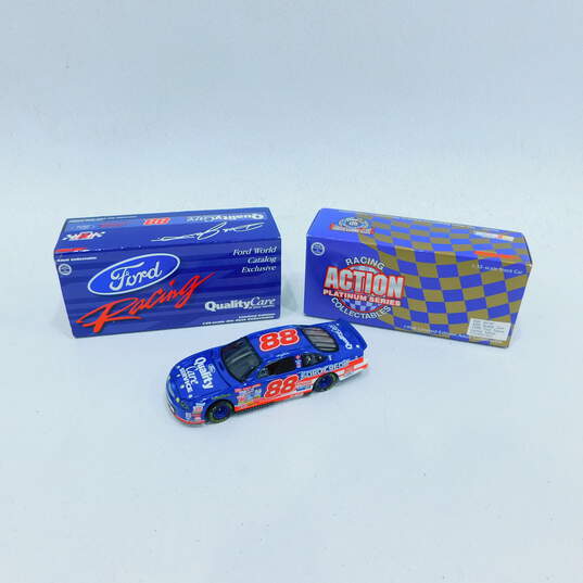 Ford Racing - Dale Jarrett #88 - Quality Care - 1998 Ford Taurus - Limited 1:32 IOB image number 1