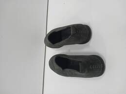Leather Gray Loafer Style Casual Shoes Size 6.5 alternative image