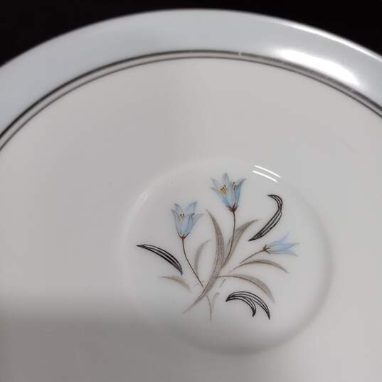 Set of 7 Vintage Bluebell Floral Bowls, Plates, Tea Cup & Saucer image number 5