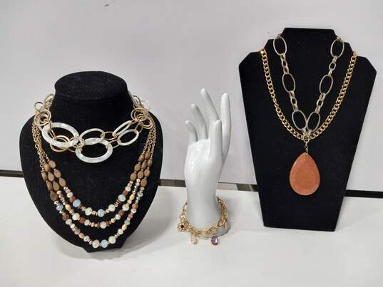5pc Lot Gold Tone Costume Jewelry Bundle image number 1