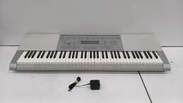 Casio WK-225 76-Key Electronic Keyboard