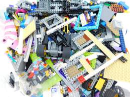 5.6 LBS Mixed LEGO Bulk Box