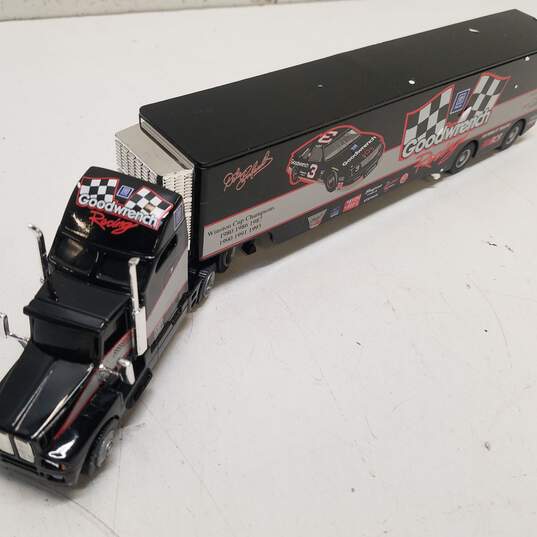 Racing Collectables Club of America 1:64 Race Car Transporter image number 2