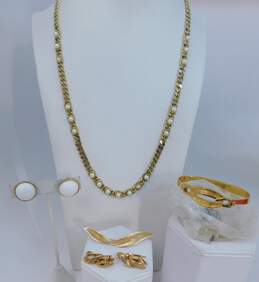 Vintage Crown Trifari Napier & Monet Goldtone Faux Pearls Chain Necklace Abstract & White Clip Earrings Tension Bangle & Leaf Brooch 93g