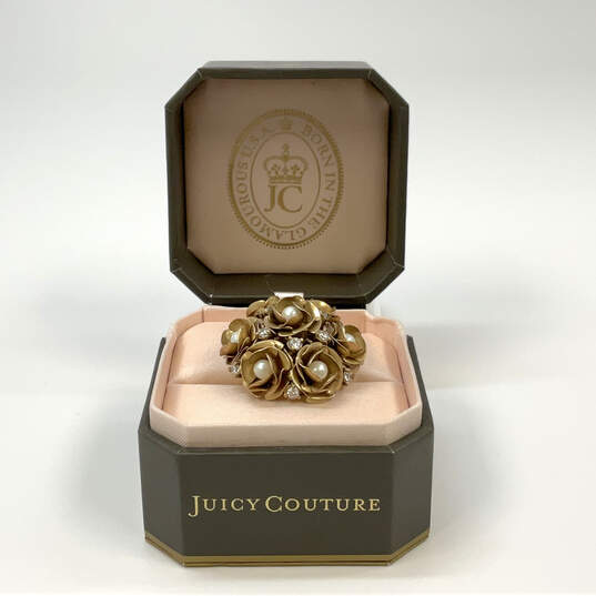 Designer Juicy Couture Flower Shape Rhinestone White Perl Band Ring w/ Box image number 4