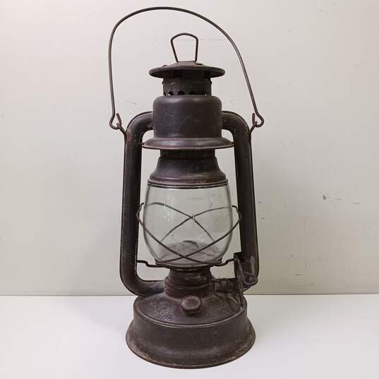 Vintage Embury Supreme Lantern image number 1