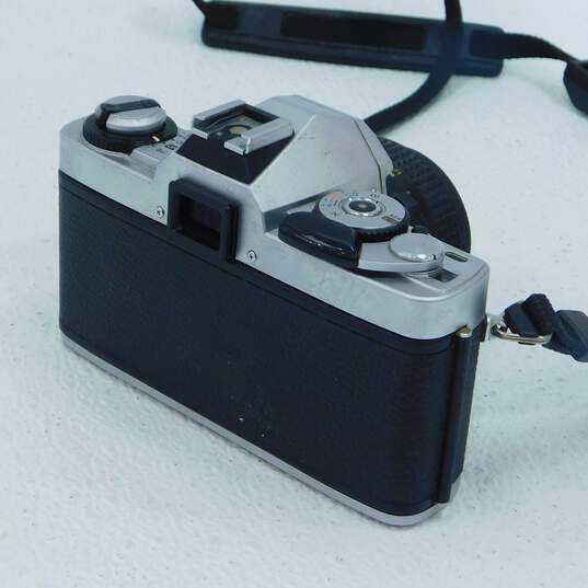 VNTG Minolta Brand XG-A Model 35mm Film Camera image number 4