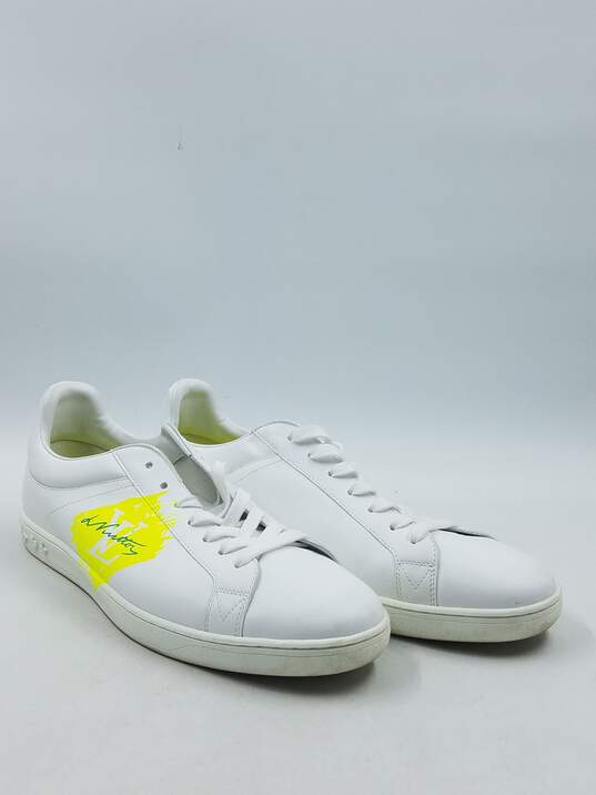 Authentic Louis Vuitton Low White Sneakers M 9.5 image number 3