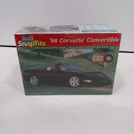 Revell Monogram SnapTite Model 98 Corvette Convertible In Sealed Box image number 1