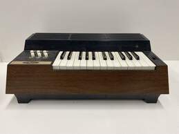 Magnus Electronic Organ Model 350
