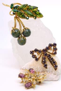 Vintage Gold Tone Green Purple & Clear Icy Rhinestone Brooches 25.8g