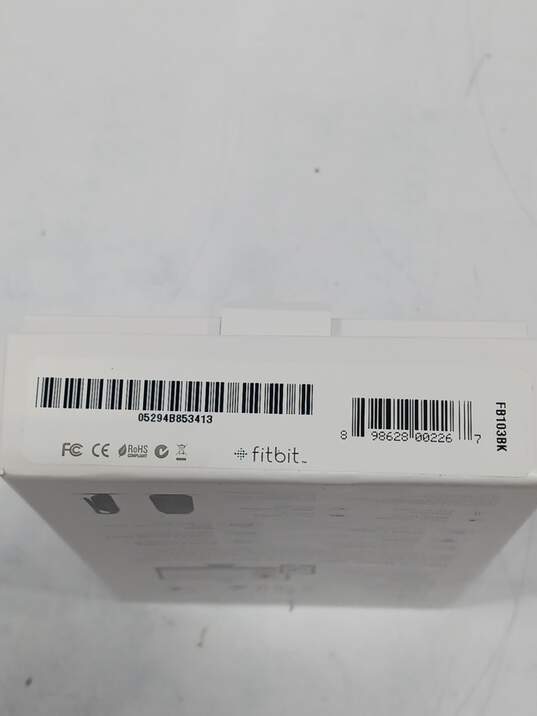 Fitbit One Black Activity Tracker Model FB103BK image number 4
