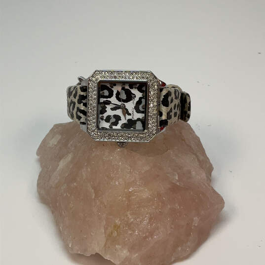 Designer Betsey Johnson Leopard Print Adjustable Strap Analog Wristwatch image number 1