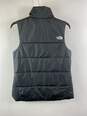 The North Face Woman Black Puff Vest S/P NWT image number 2