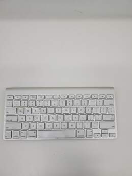 Apple Wireless Keyboard (2009) Untested