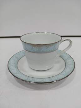 Set of Noritake Lamita Cups & Saucers alternative image