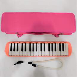 Unbranded 37-Key Pink Plastic Melodica w/ Case and Accessories