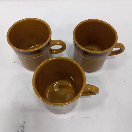 Set of Brown Crest-Stone Clover Cups, Saucer and Other Dishes image number 5