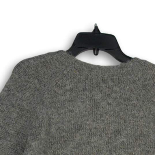NWT Express Womens Gray Knitted Round Neck Long Sleeve Pullover Sweater Size S image number 4