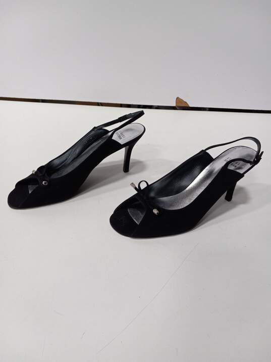 Women's Black Stuart Weitzman Heels Size 12M image number 3