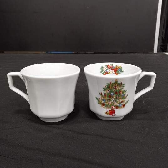 Fairfield Christmas Motif Teacups 9pc Set image number 4