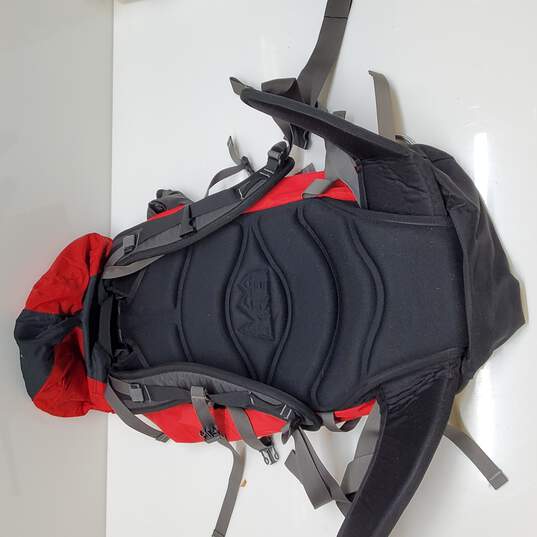 Talus 35 Hiking Day Backpack Red/Black W/Adjustable Waist Approx. 32 In. image number 3