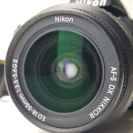 Nikon D40 6.1MP Digital SLR Camera with 18-55mm Lens alternative image
