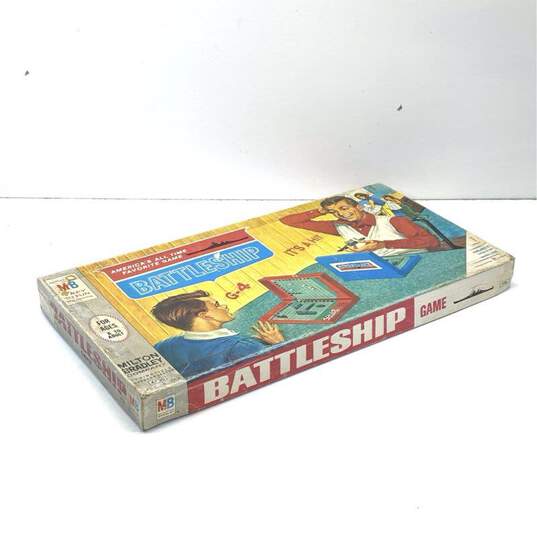 Milton Bradley Battle Ship 1960's Vintage Classic Family Fun Board Game image number 1