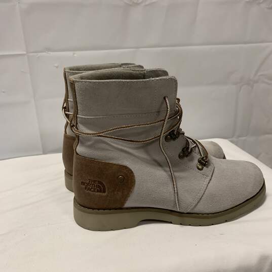 Women's The North Face Light Grey Ankle Boots Size: 7 image number 3
