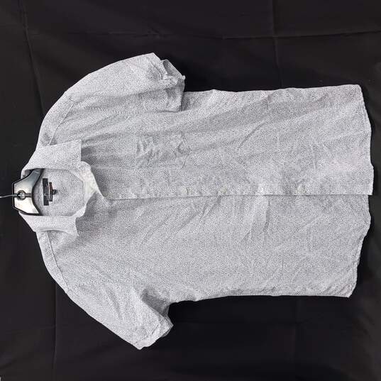 Men’s Slim Fit Short Sleeve Button-Up Shirt Sz M image number 1