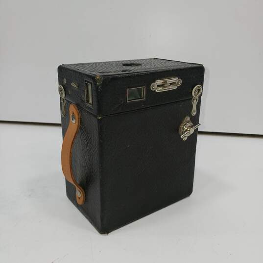 Vintage Eastman Kodak No. 2 A Brownie Camera Model B image number 6
