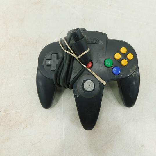 4 Nintendo 64 Black Controllers image number 4