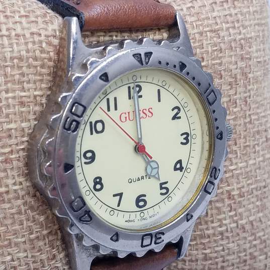 Guess 36mm Case Vintage Stainless Steel Watch image number 4