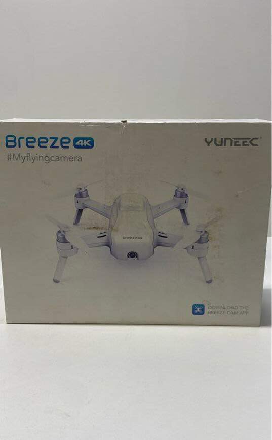 Breeze 4K YUNEEC My Flying Camera Drone image number 1