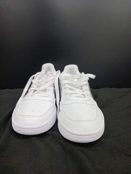 Adidas Womens Athletic Shoes  Sz 7.5 image number 1