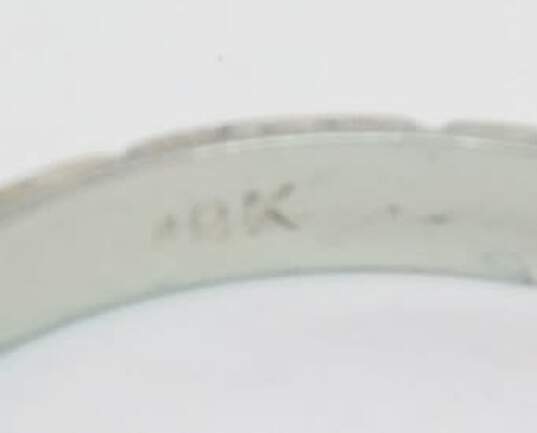 Elegant 18k White Gold Etched Band Ring 1.8g image number 5