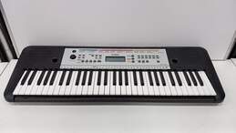 Yamaha YPT-260 Electronic Keyboard