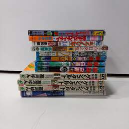 Bundle of 12 Assorted Japanese Language Manga Books