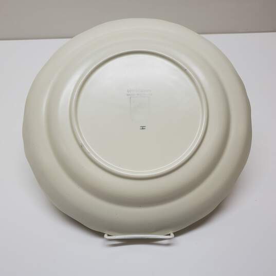 Longchamp Nemours Round Platter 11 3/4in. Hand-Painted image number 5