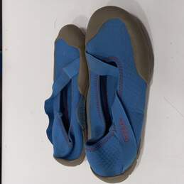 Women's Blue/Gray Roatan Water Shoes Size 9