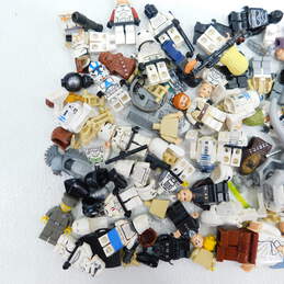 13.0 Oz. LEGO Star Wars Minifigures Bulk Lot alternative image