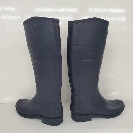 Hunter Rain Tall Boots Size 8M/9F image number 3