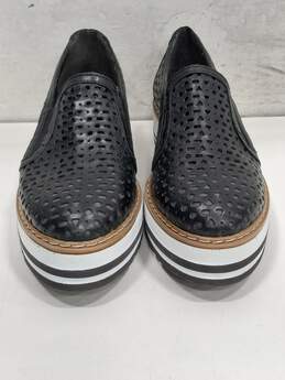 Summit by White Mountain Women's Black Leather Platform Slip On Shoes Size 40