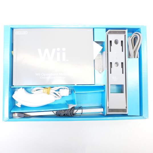 Nintendo Wii Console W/ Accessories IOB image number 3